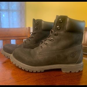 Woman’s Timberland Boots
